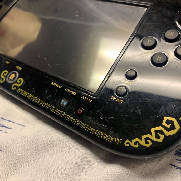 Nintendo WII U LEGEND OF ZELDA WIND WAKER HD GAMEPAD CONTROLLER ONLY WUP-010 - Picture 5 of 9